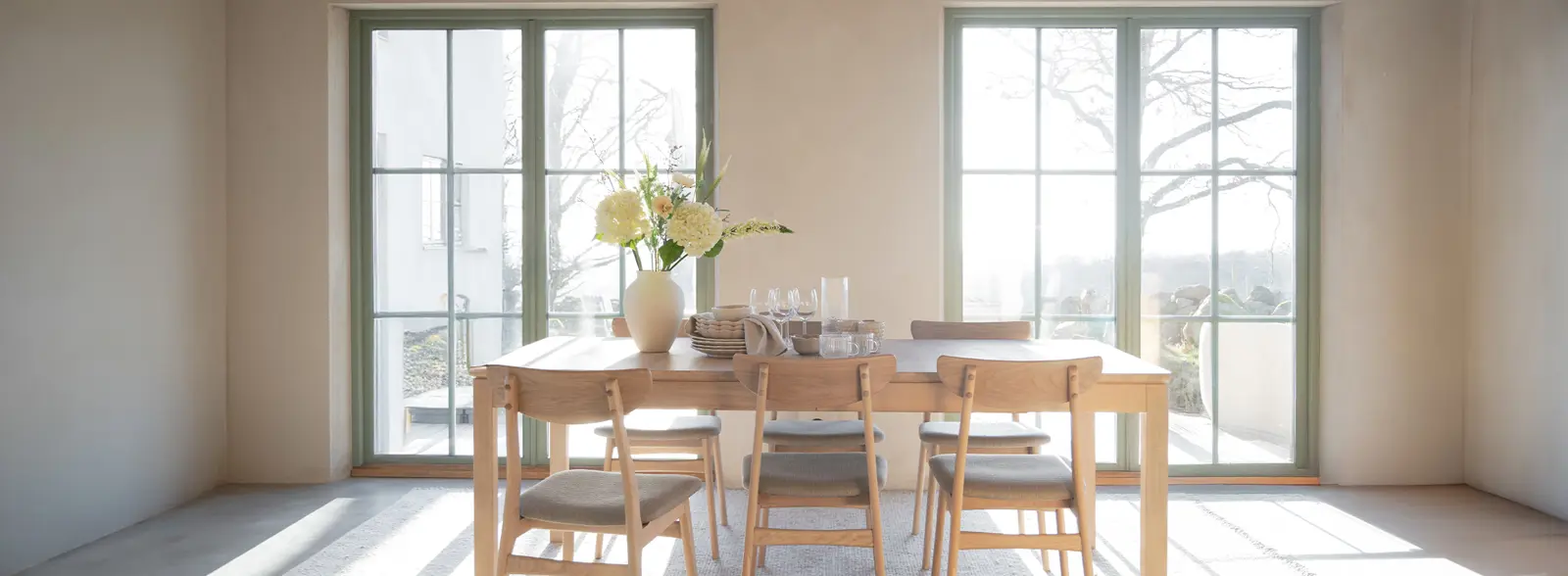 Gardner dining table rodham chair ww.