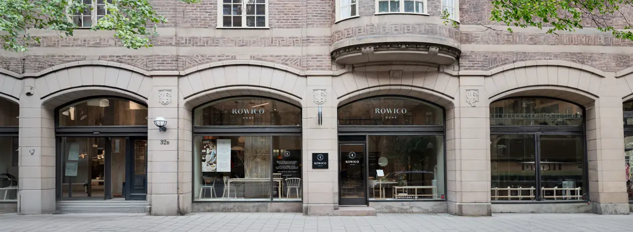 Showroom stockholm street birger jarlsgatan 32.