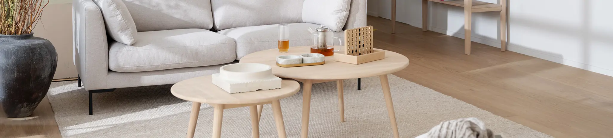 tompkins coffee table whitewash.