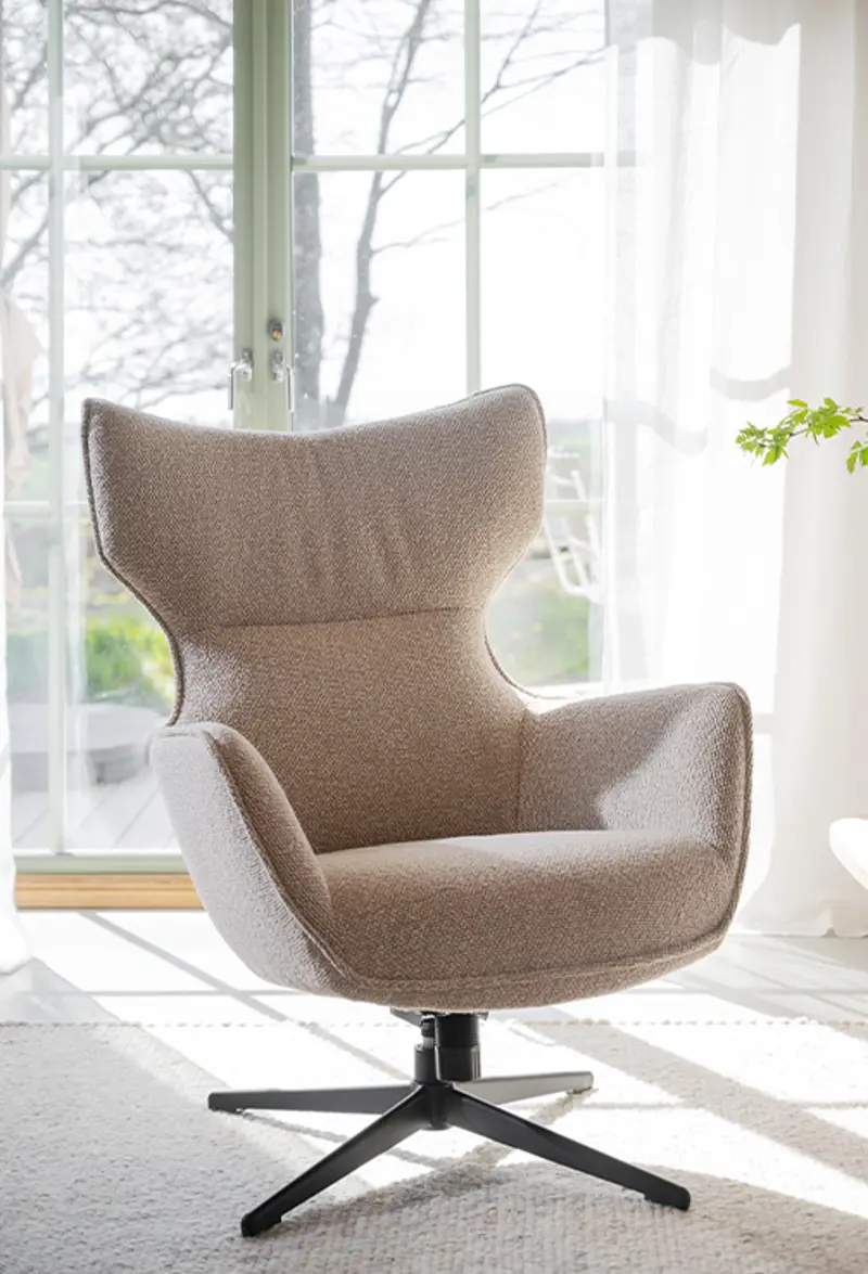 Jenkins longe chair.