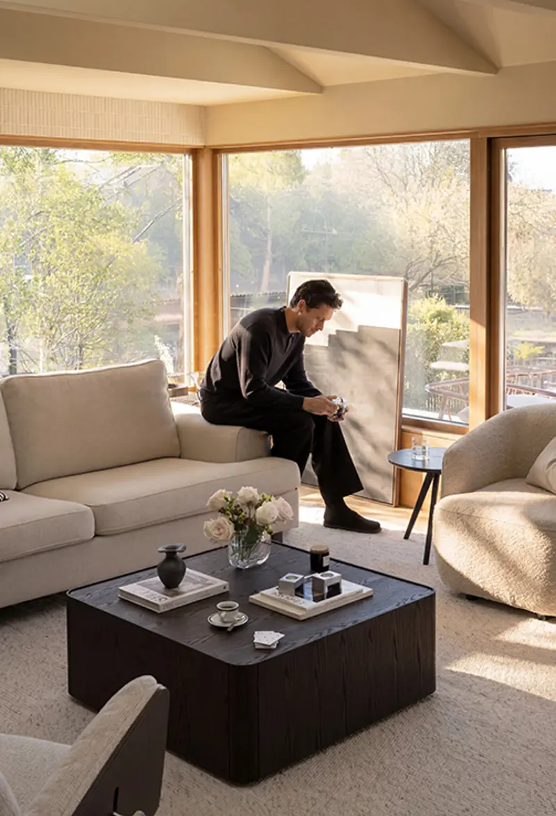 Aberdeen sofa Dermot sofa chair Seabrook coffee table.
