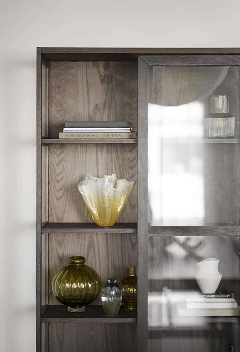 decoration glas cabinet hazelton brown.