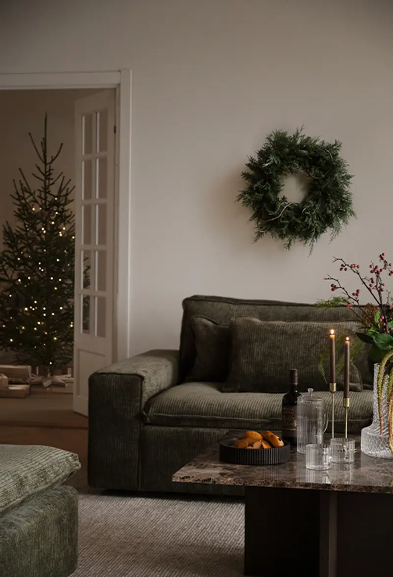 Rawlins sofa green brooksville coffee table.