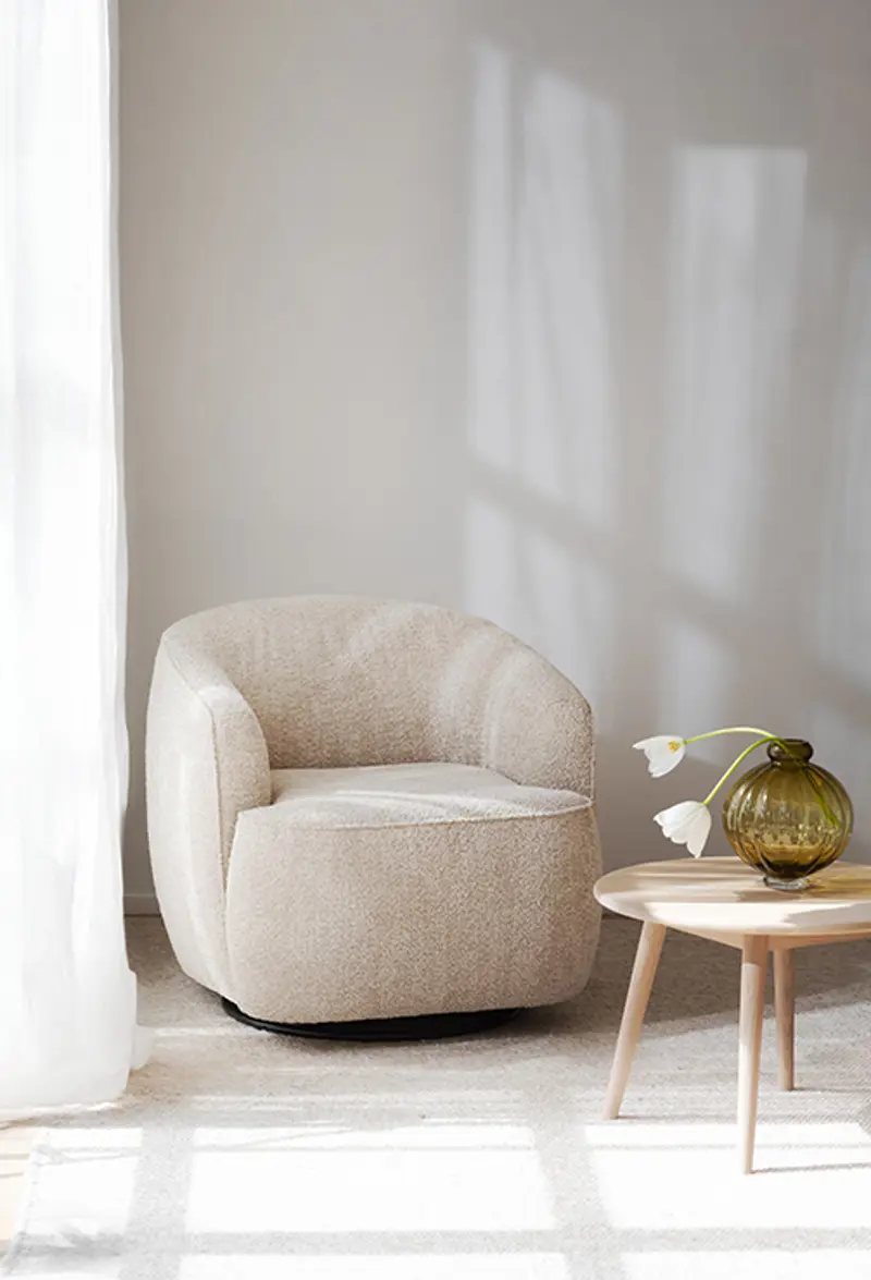 125400-125403 b mb Dermot sofa chair light beige Anna #2, 01 Image portrait px