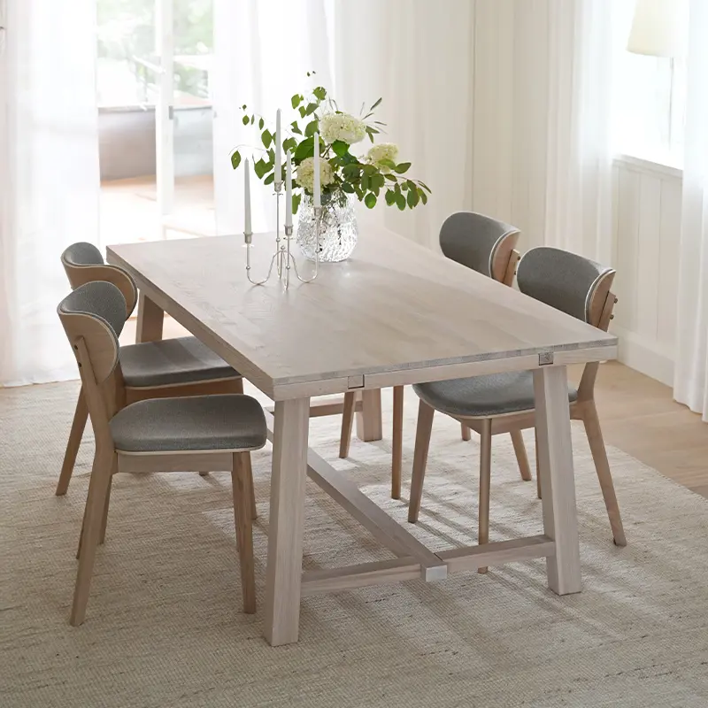 Brooklyn white wash kato chair.