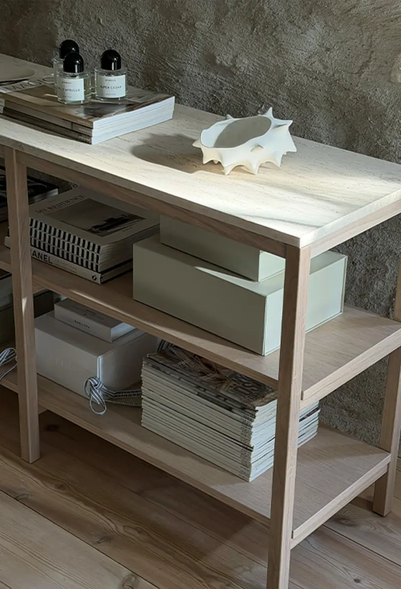 orwel closeup consol table ww.