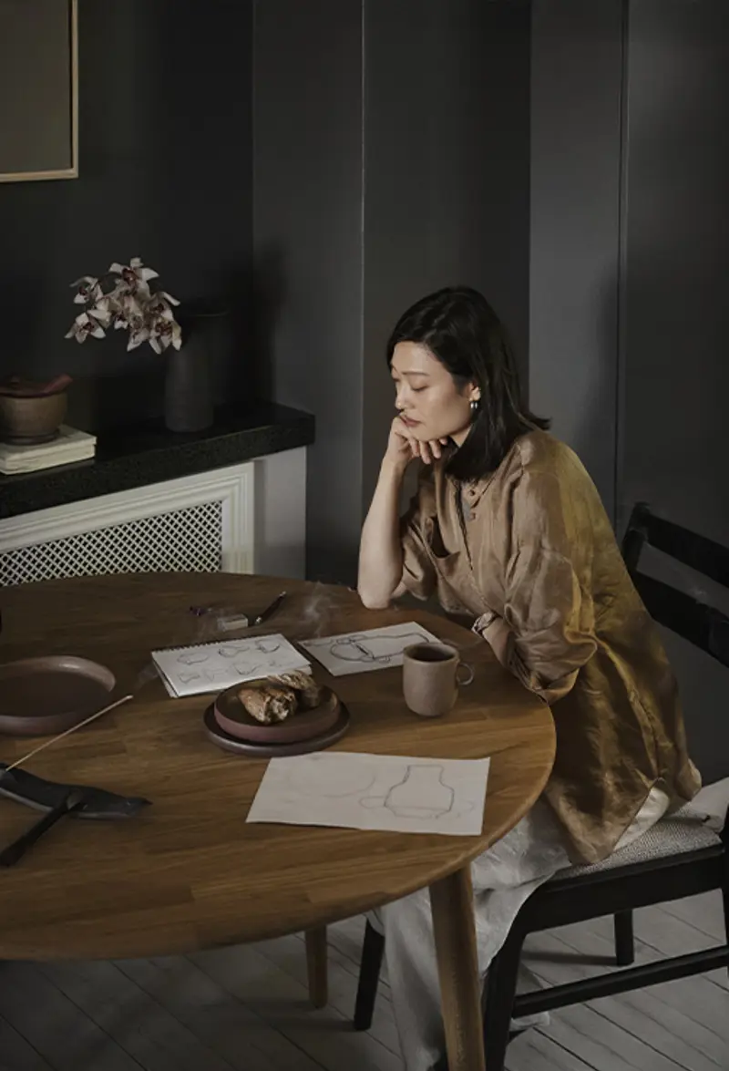 Tyler dining table oak kerwin.