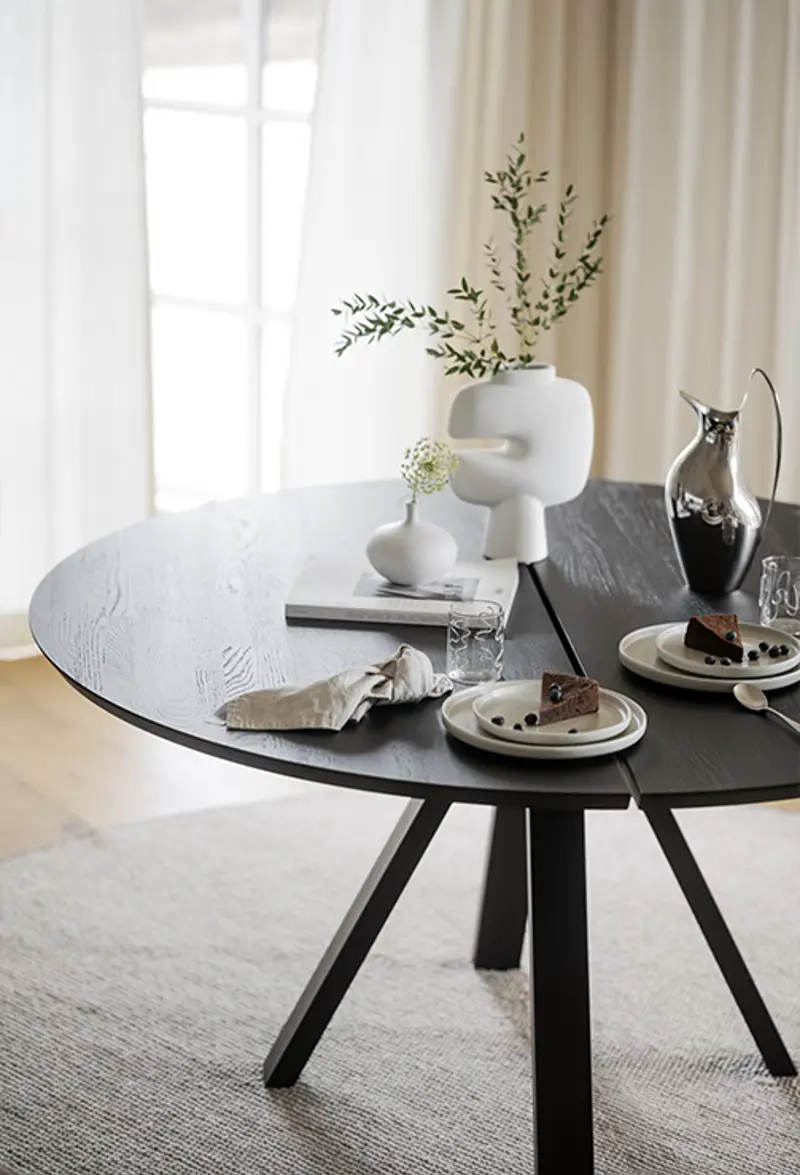 120328 carradale black.