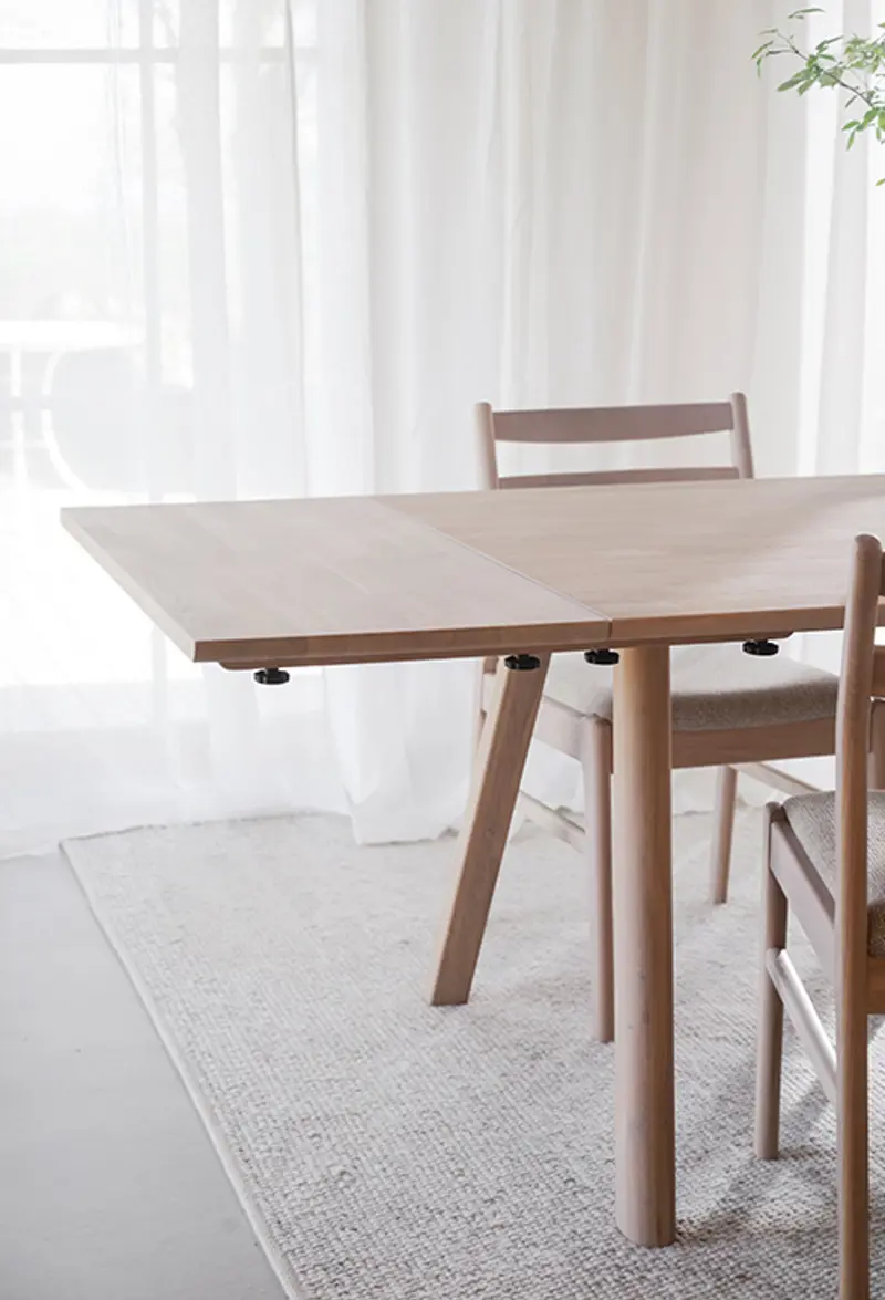 Clapperton dining table extension ww.