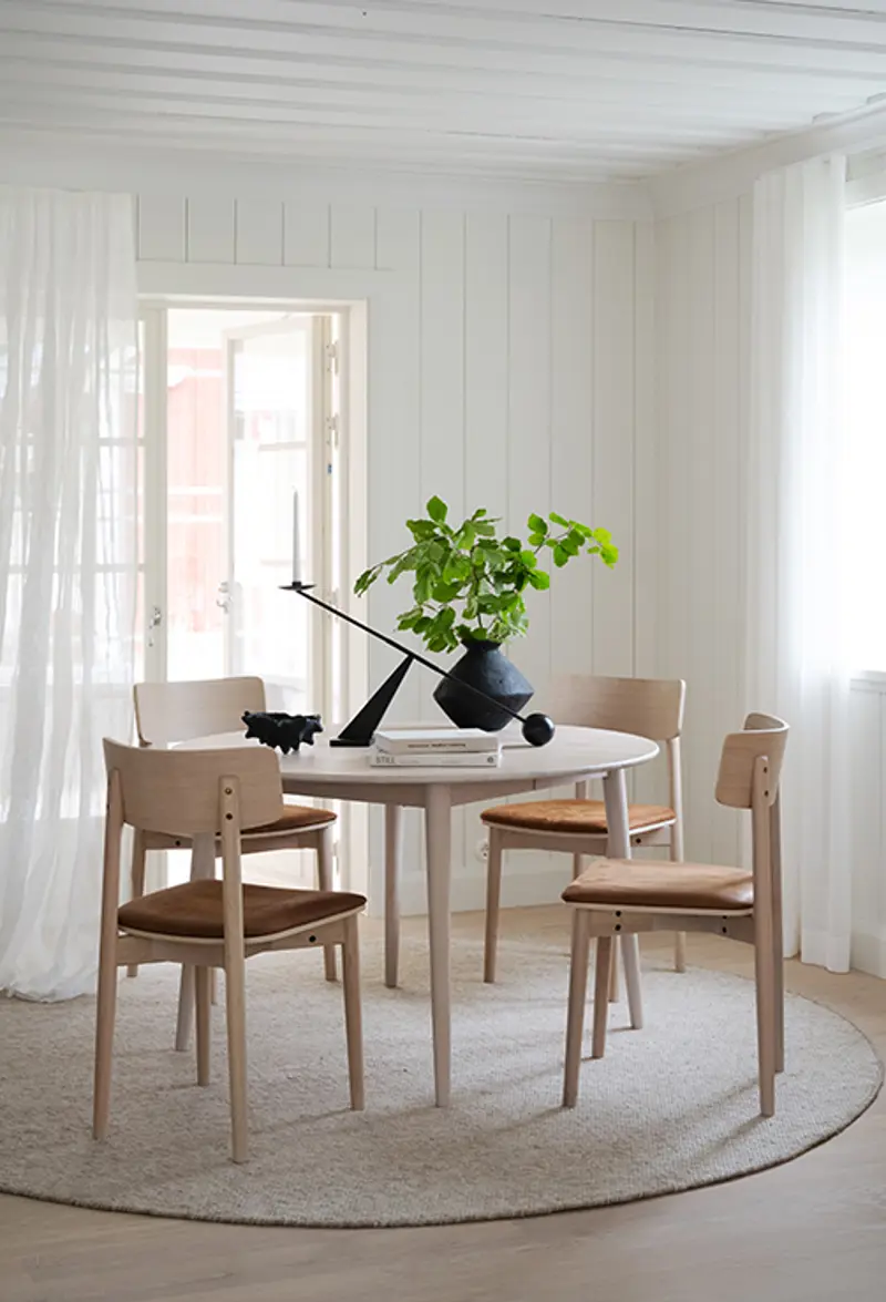 wolcott dining chair tyler dining table whitewash.